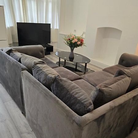 Realwood Homes 诺丁汉 外观 照片